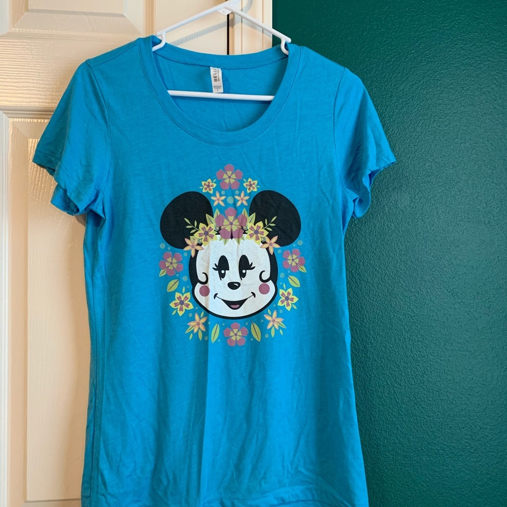 Disney Minnie Mouse T-Shirt!